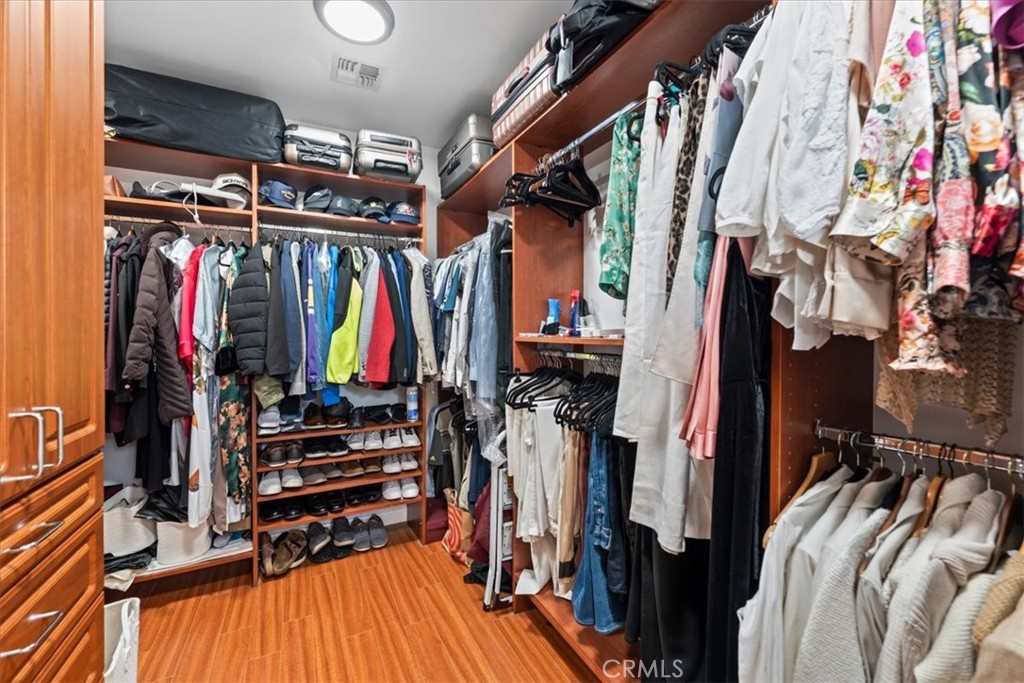 1020 Harbor Crossing