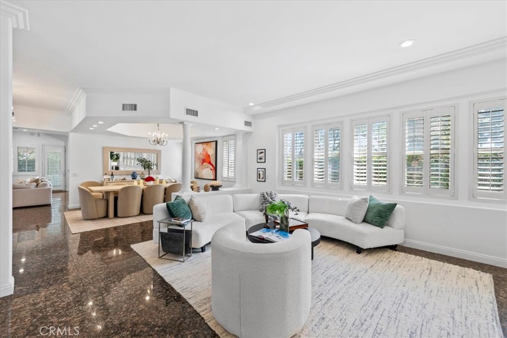 1020 Harbor Crossing