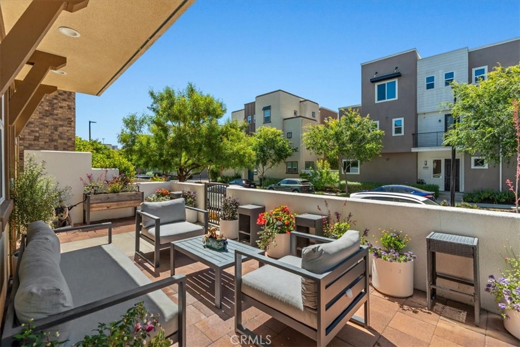 634 Daniel Freemann Cir