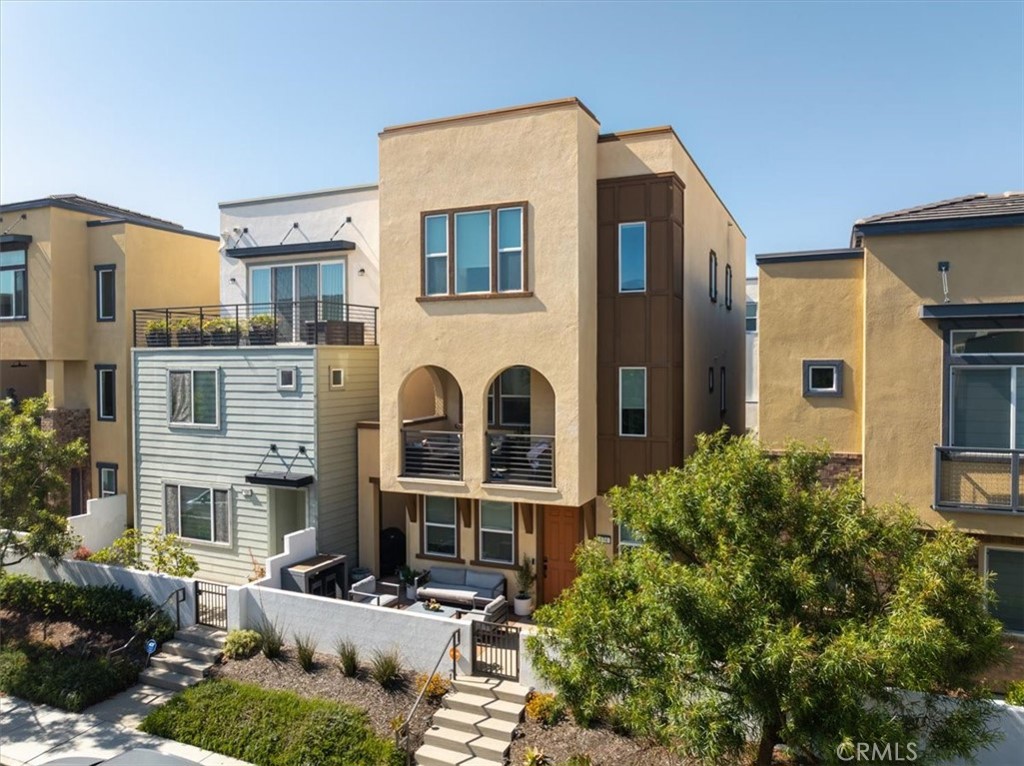 634 Daniel Freemann Cir