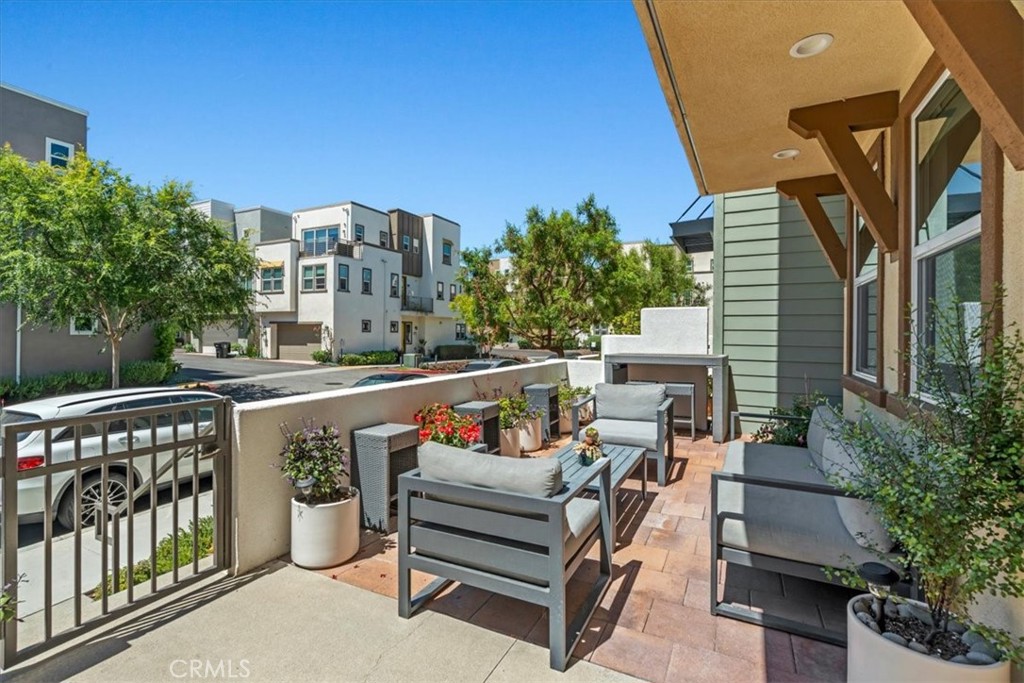 634 Daniel Freemann Cir