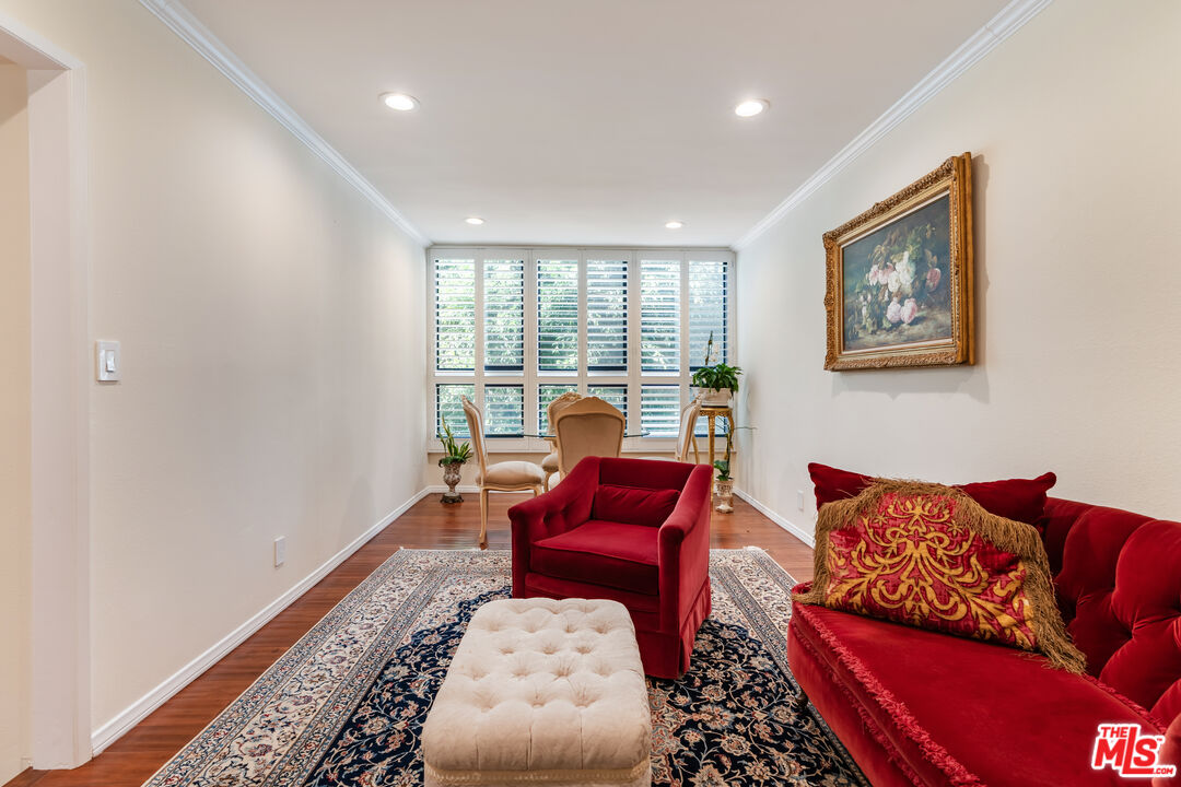 14521 Benefit St Unit: 207