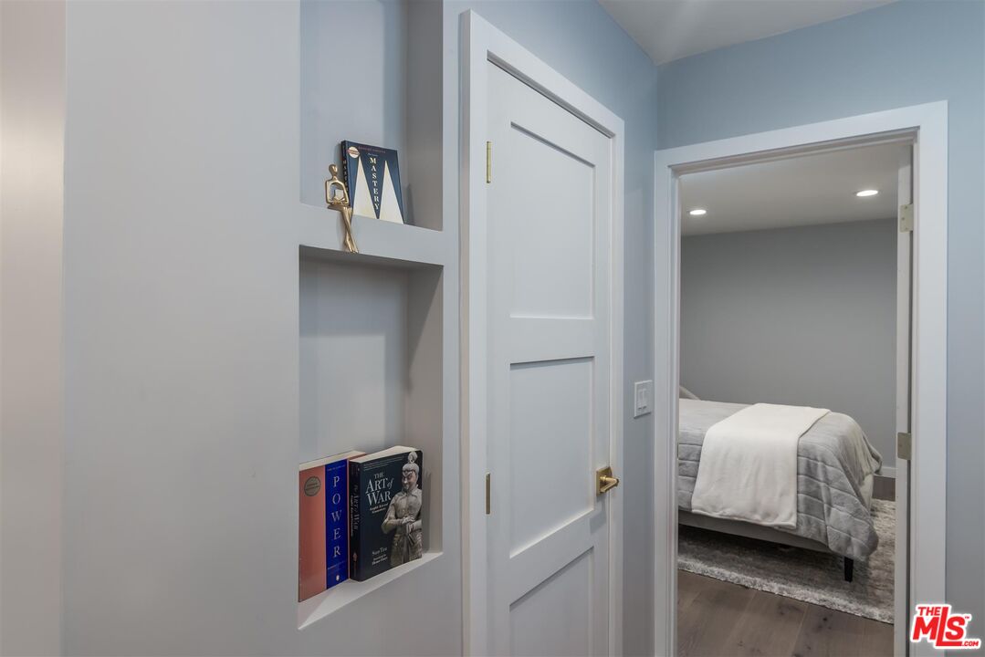 9005 Cynthia St Unit: 214