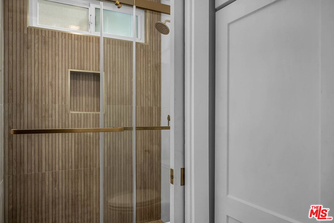 9005 Cynthia St Unit: 214