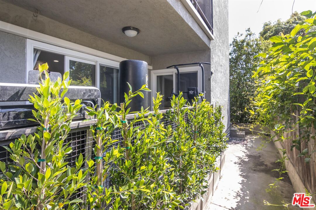 9005 Cynthia St Unit: 214