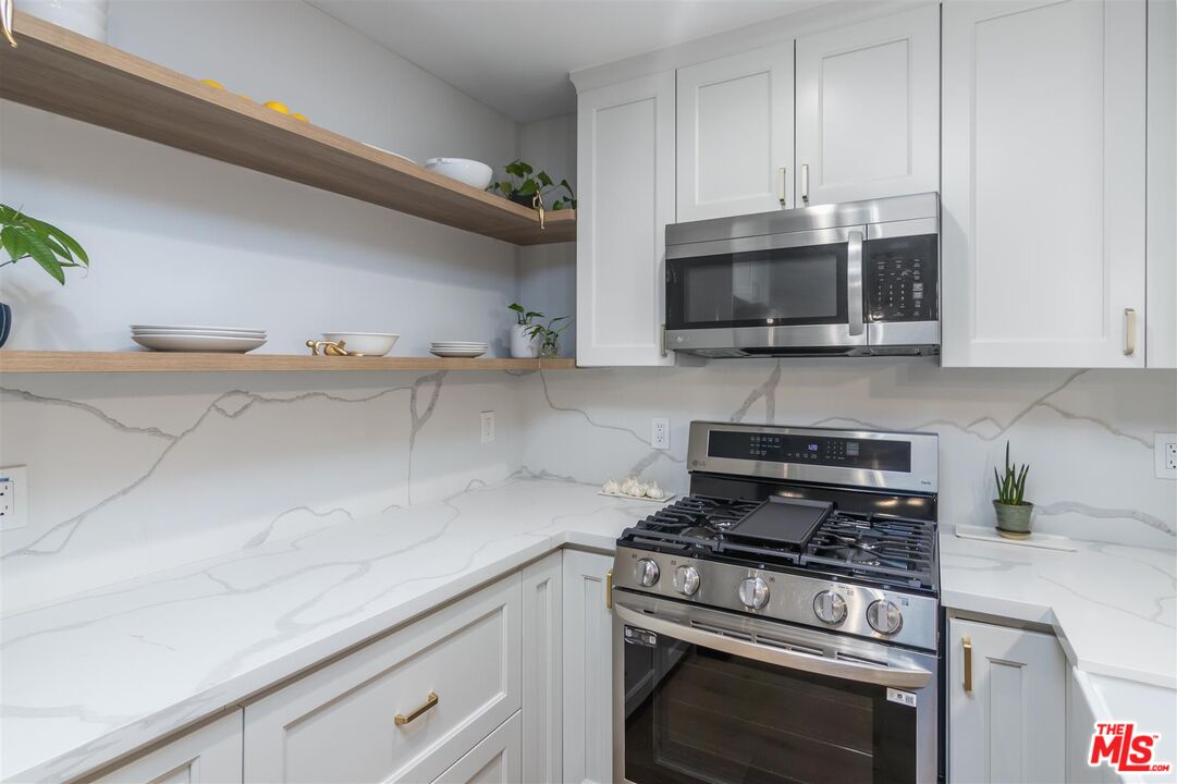 9005 Cynthia St Unit: 214