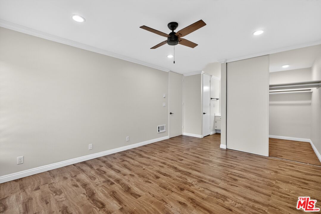 5900 Canterbury Dr Unit: B217