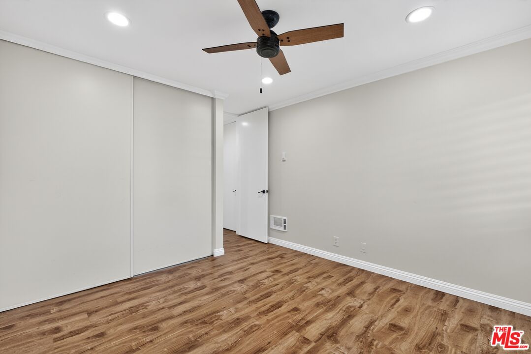 5900 Canterbury Dr Unit: B217