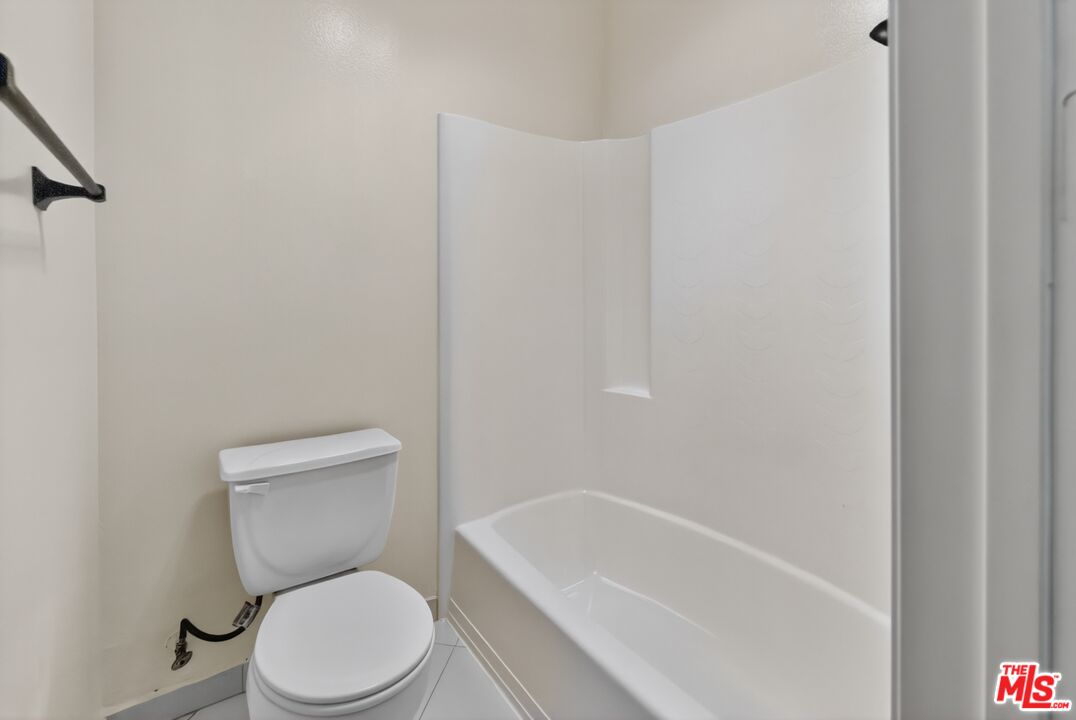 5900 Canterbury Dr Unit: B217
