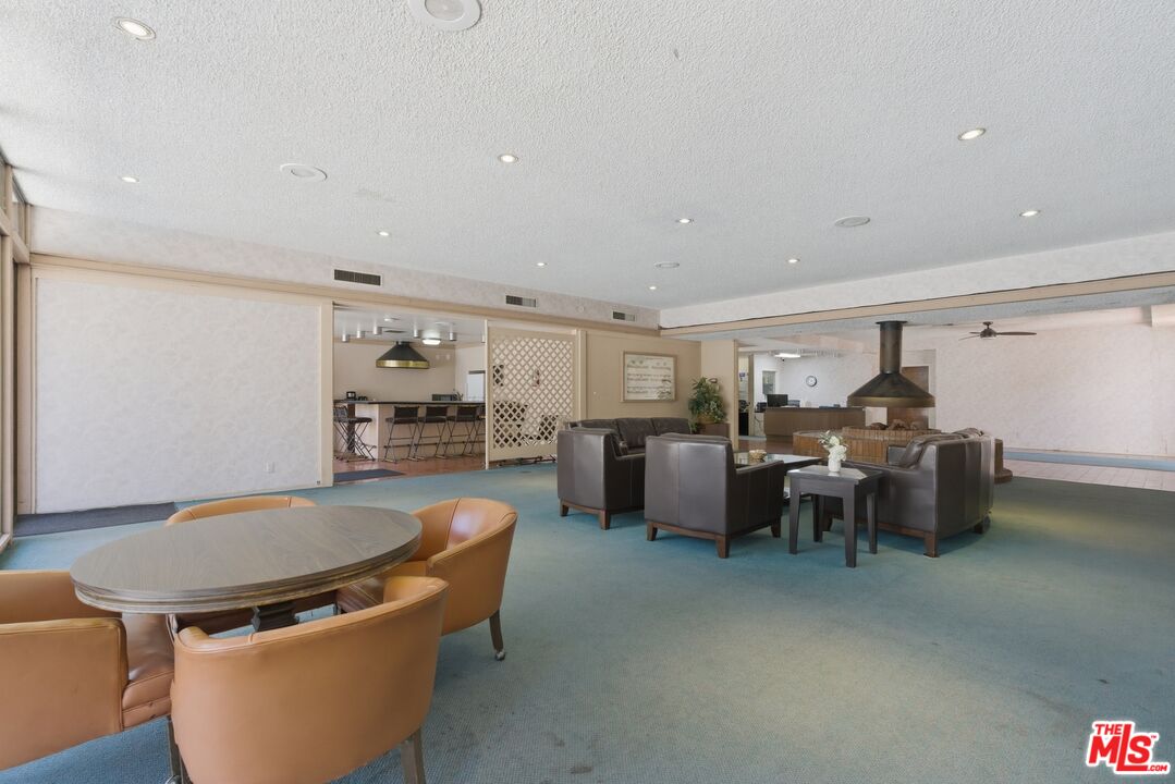 5900 Canterbury Dr Unit: B217