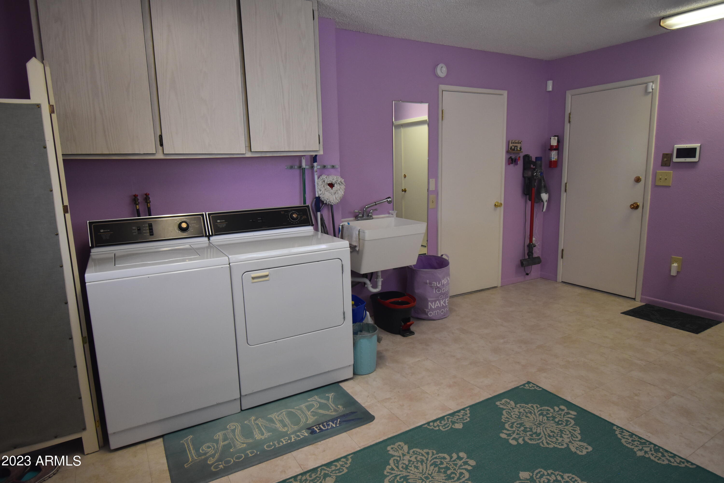 12206 N RIO VISTA Drive