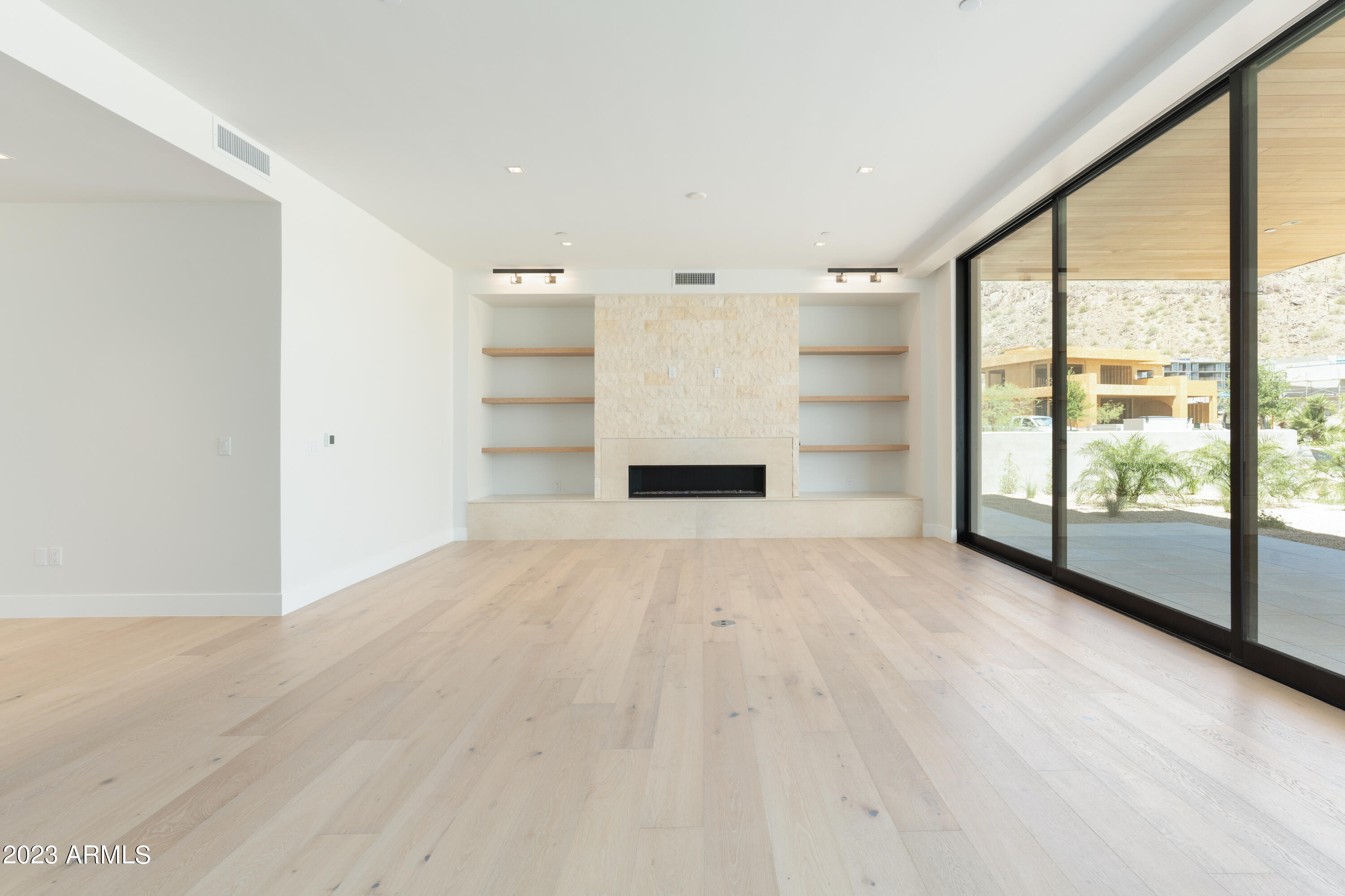 6321 E Phoenician Boulevard Unit: 11