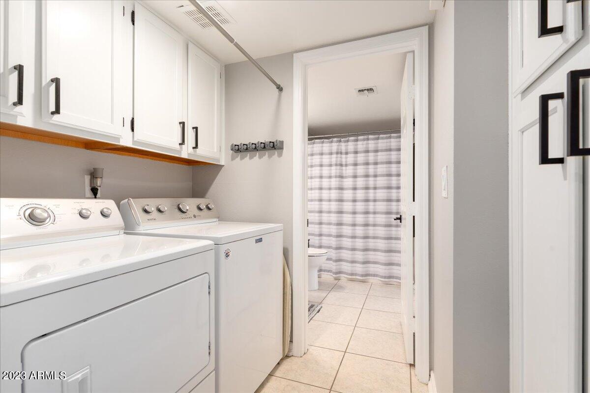 26 E CORAL GABLES Drive