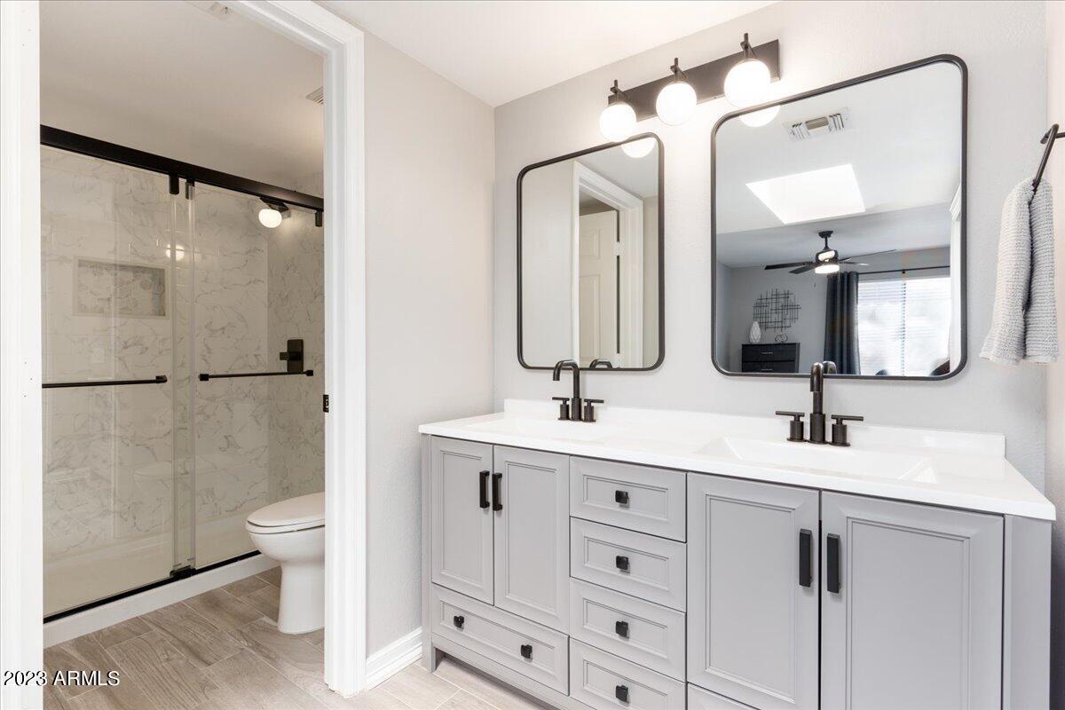 26 E CORAL GABLES Drive