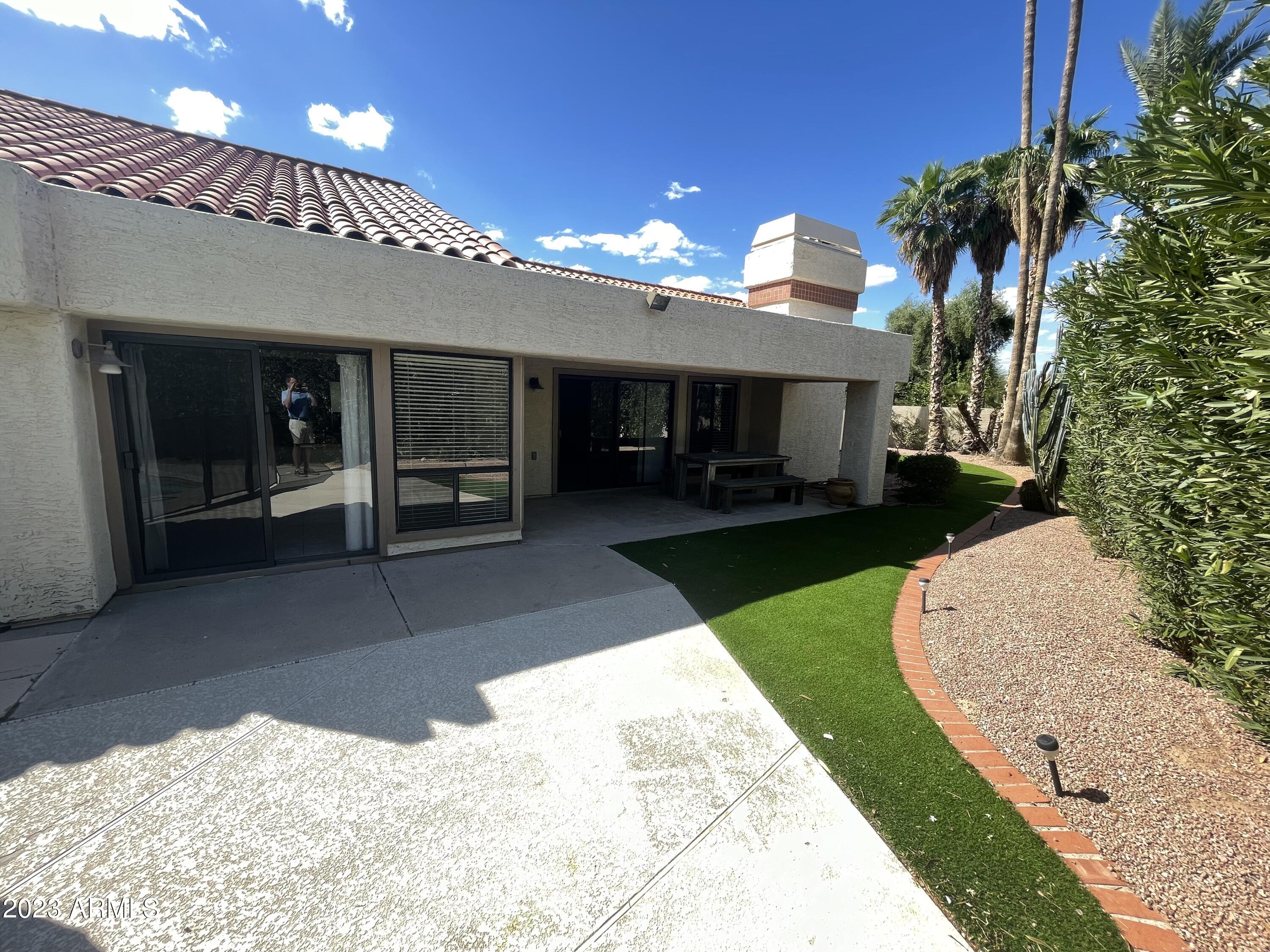 10060 E SAN BERNARDO Drive