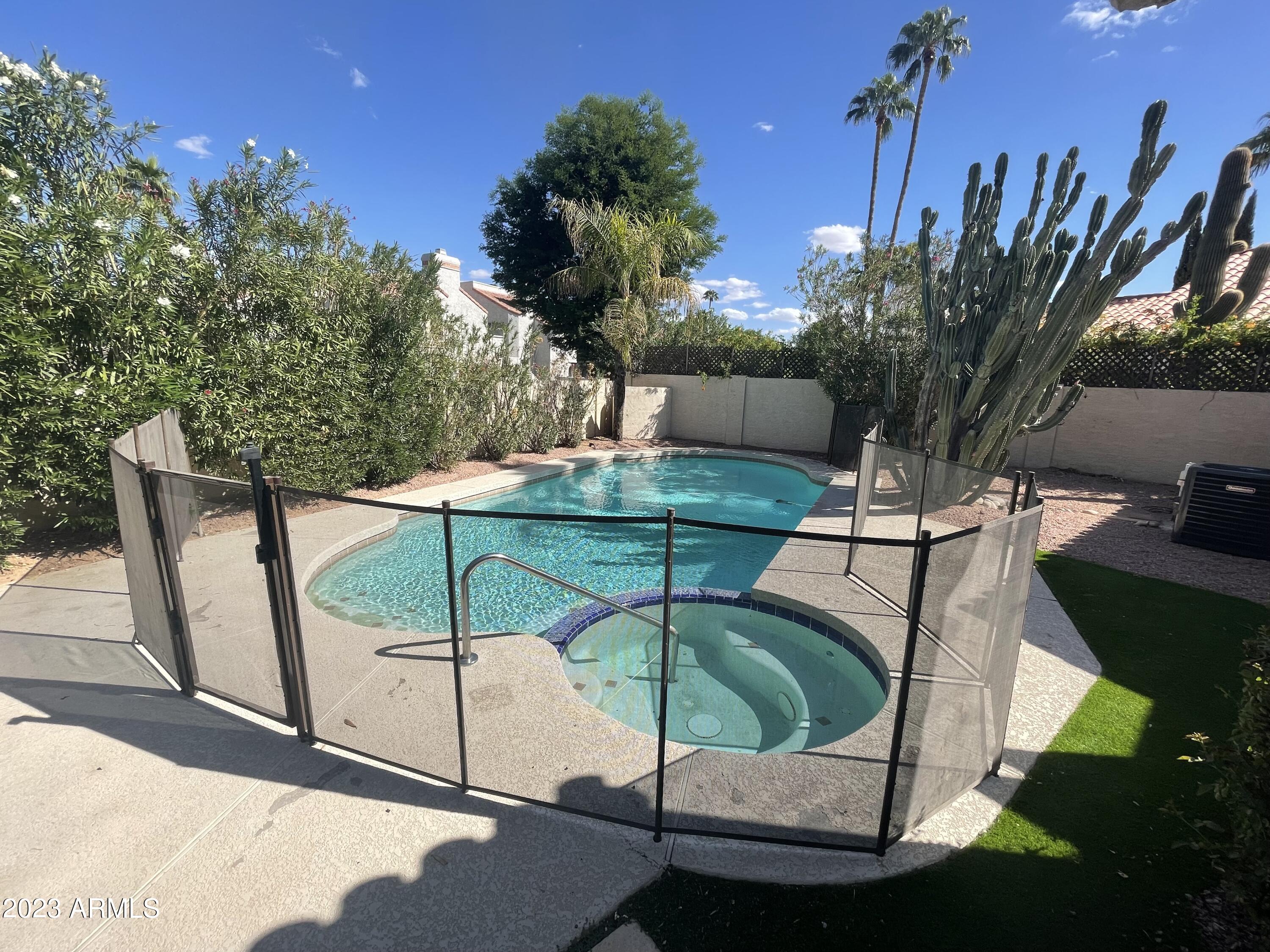 10060 E SAN BERNARDO Drive