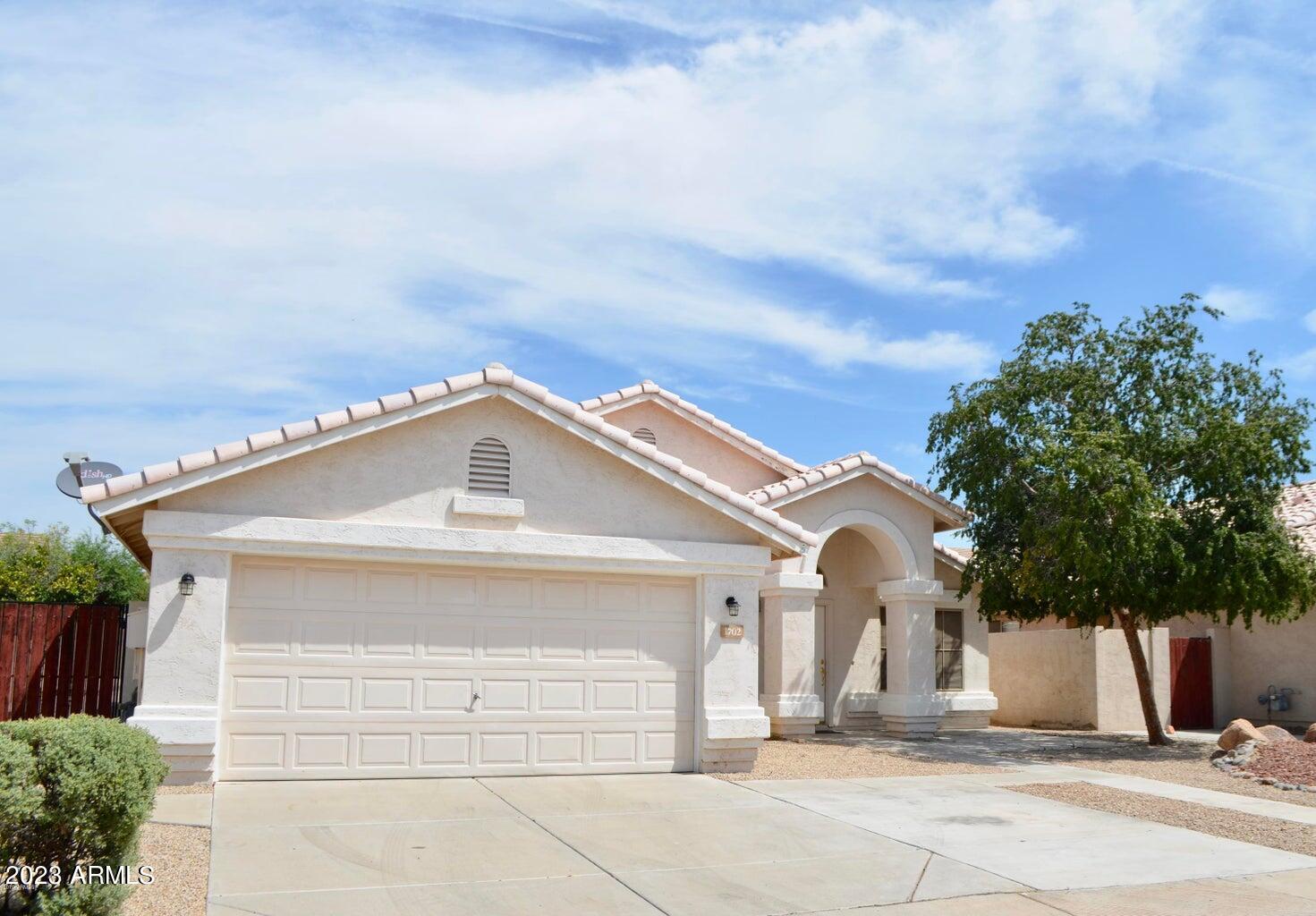 1702 W SPARROW Drive