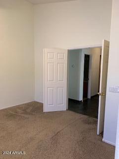 1702 W SPARROW Drive