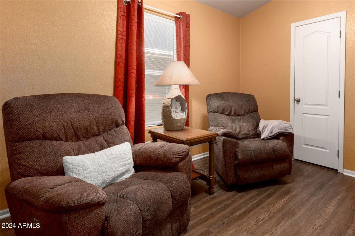 2605 S TOMAHAWK Road Unit: 120