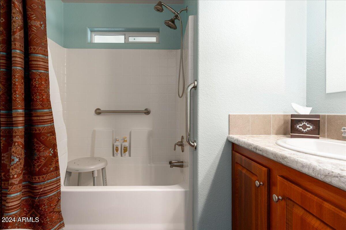 2605 S TOMAHAWK Road Unit: 120