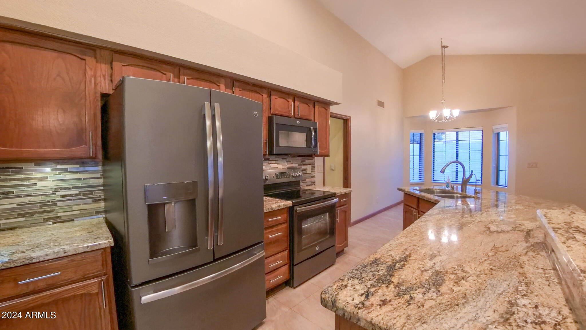 1133 E Le Marche Avenue