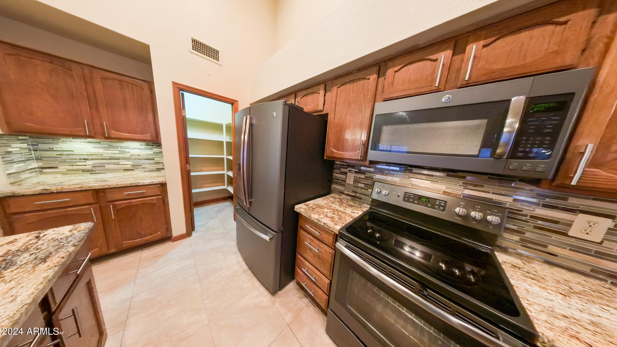 1133 E Le Marche Avenue