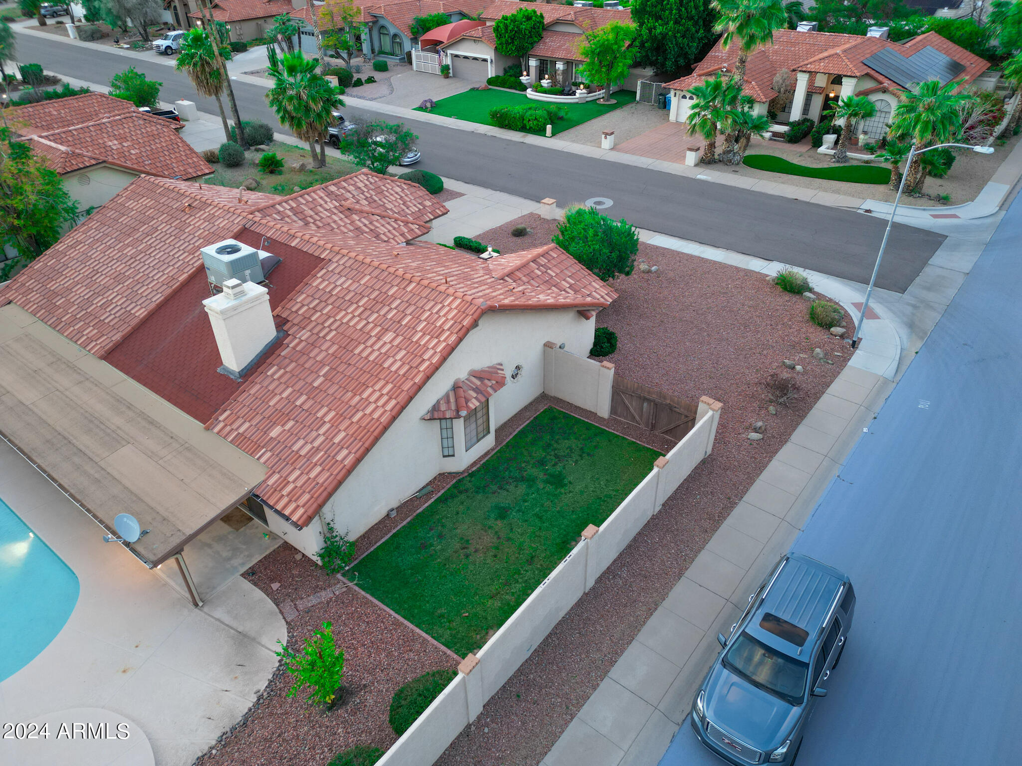 1133 E Le Marche Avenue