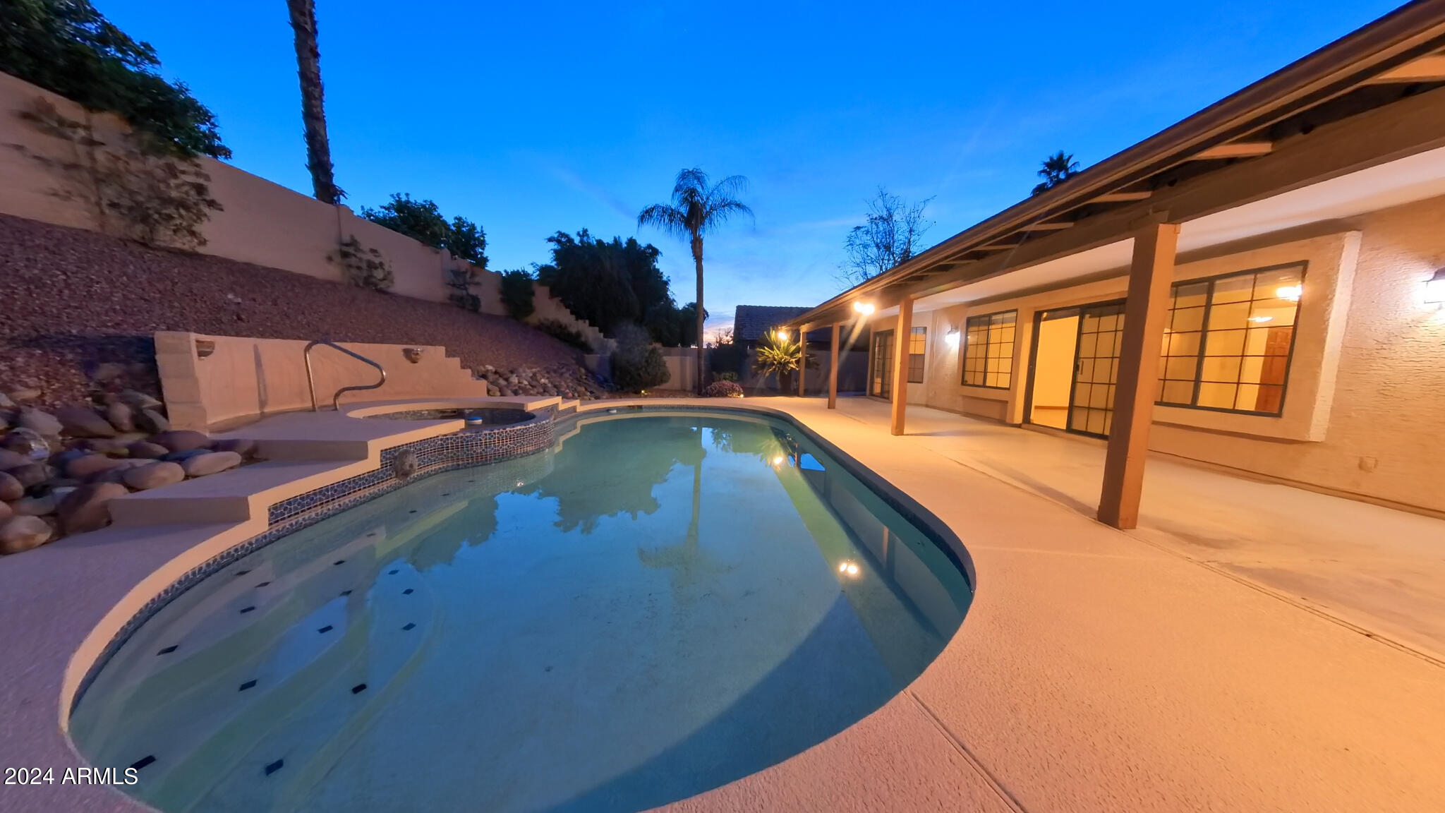 1133 E Le Marche Avenue
