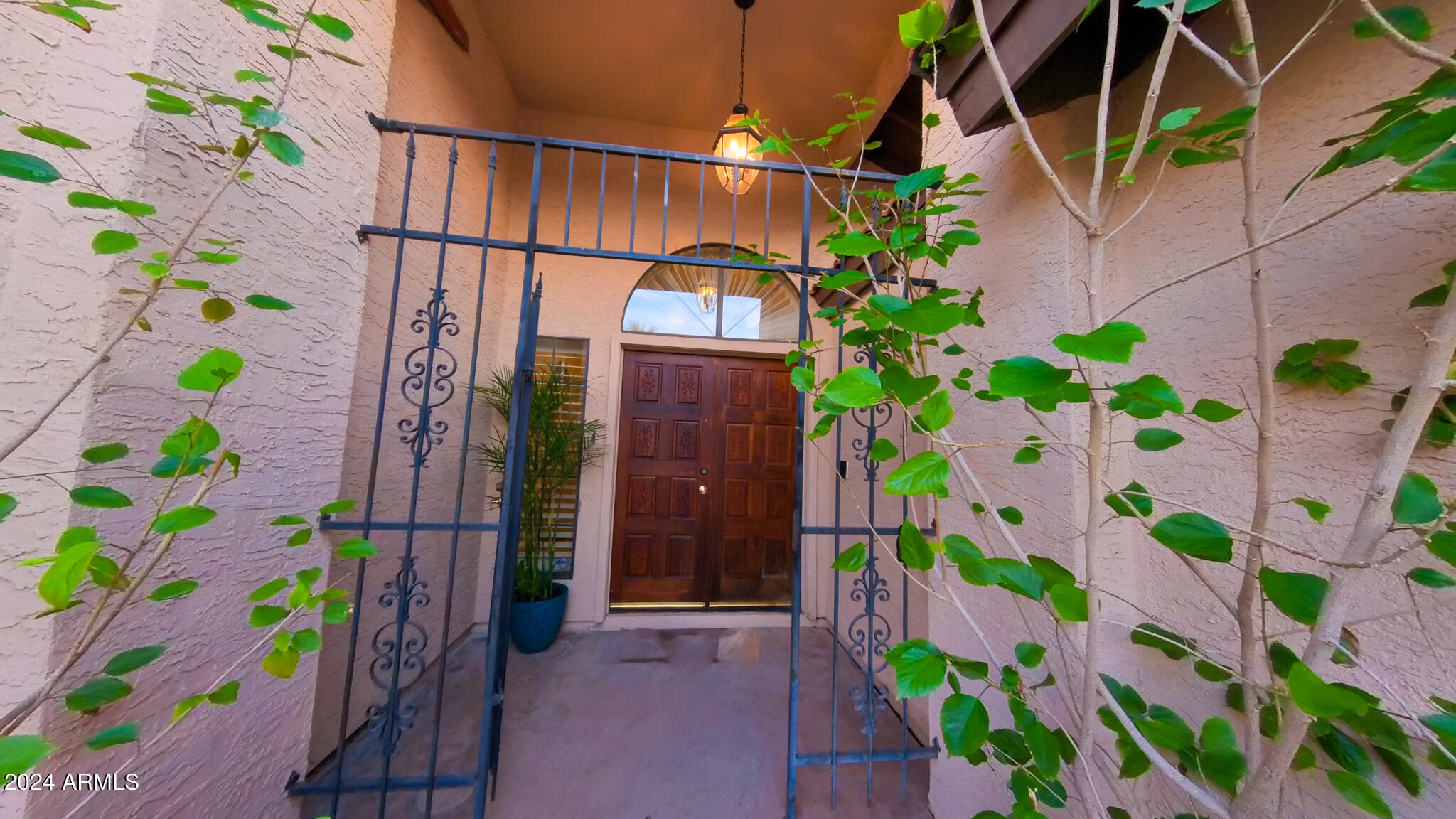 1133 E Le Marche Avenue