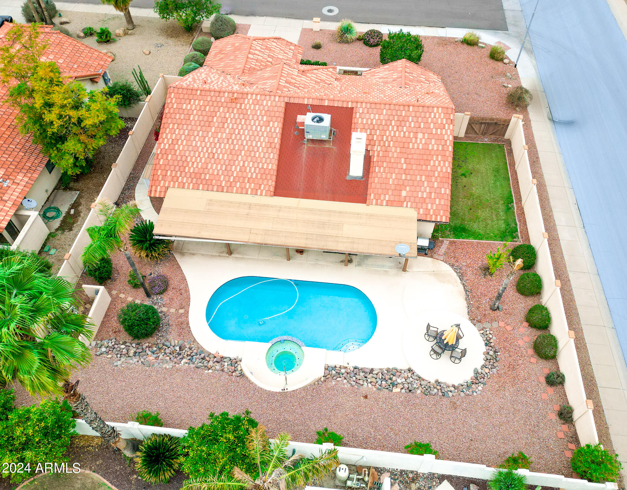 1133 E Le Marche Avenue