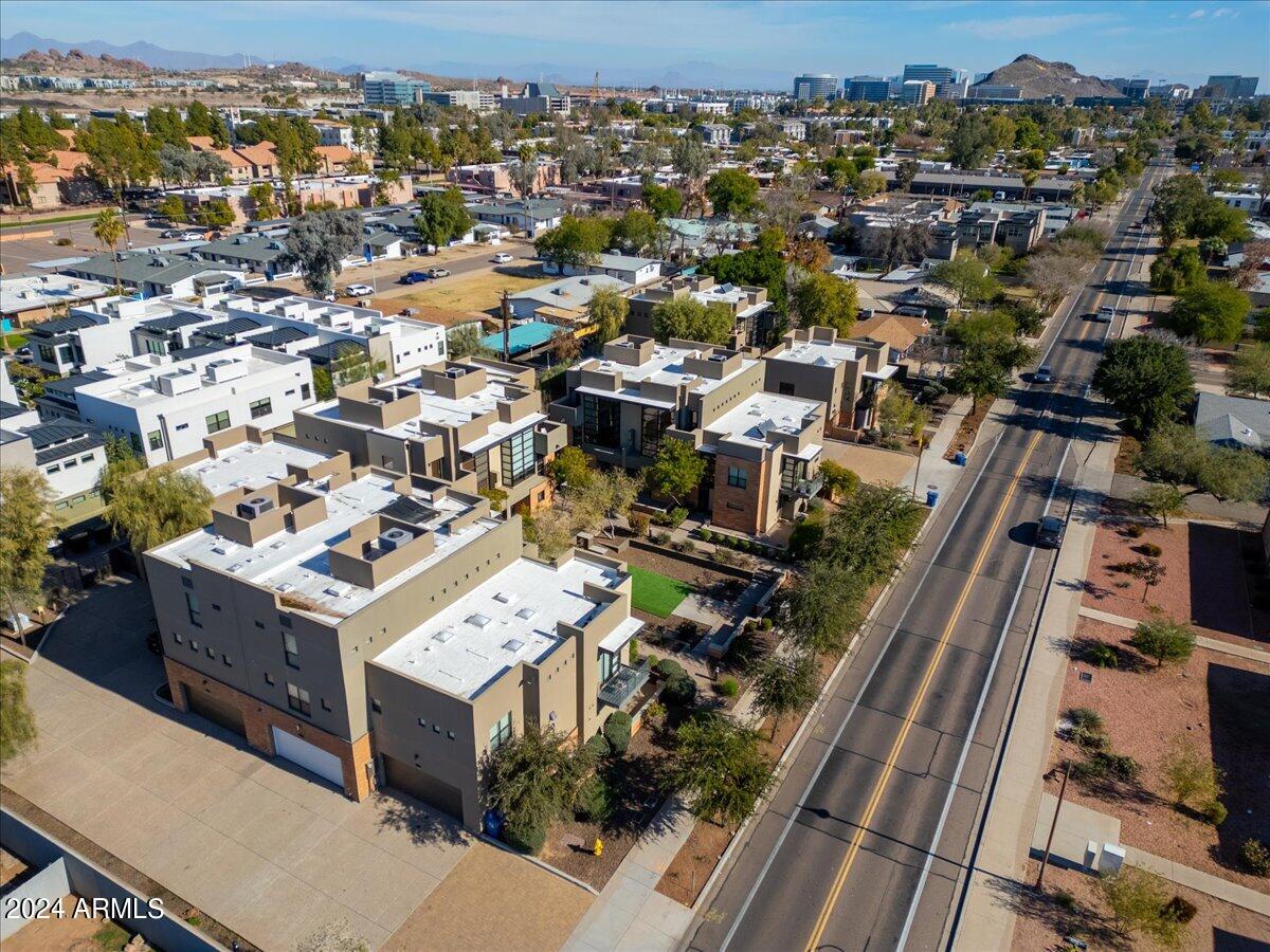 1300 W 5TH Street Unit: 1004