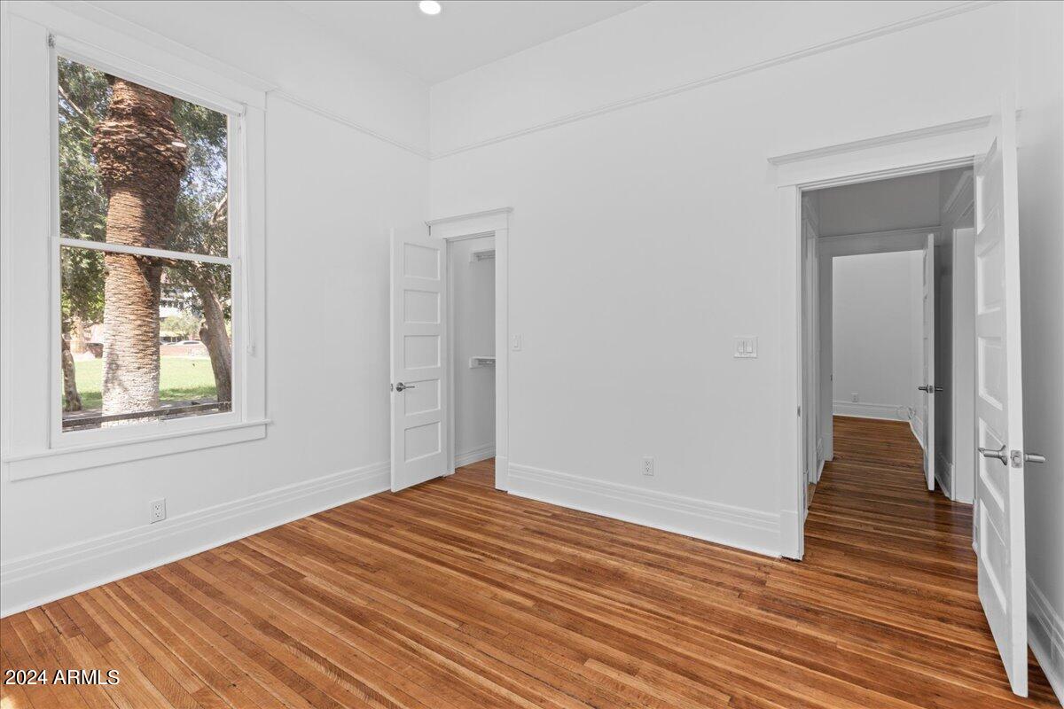 825 N 3RD Avenue