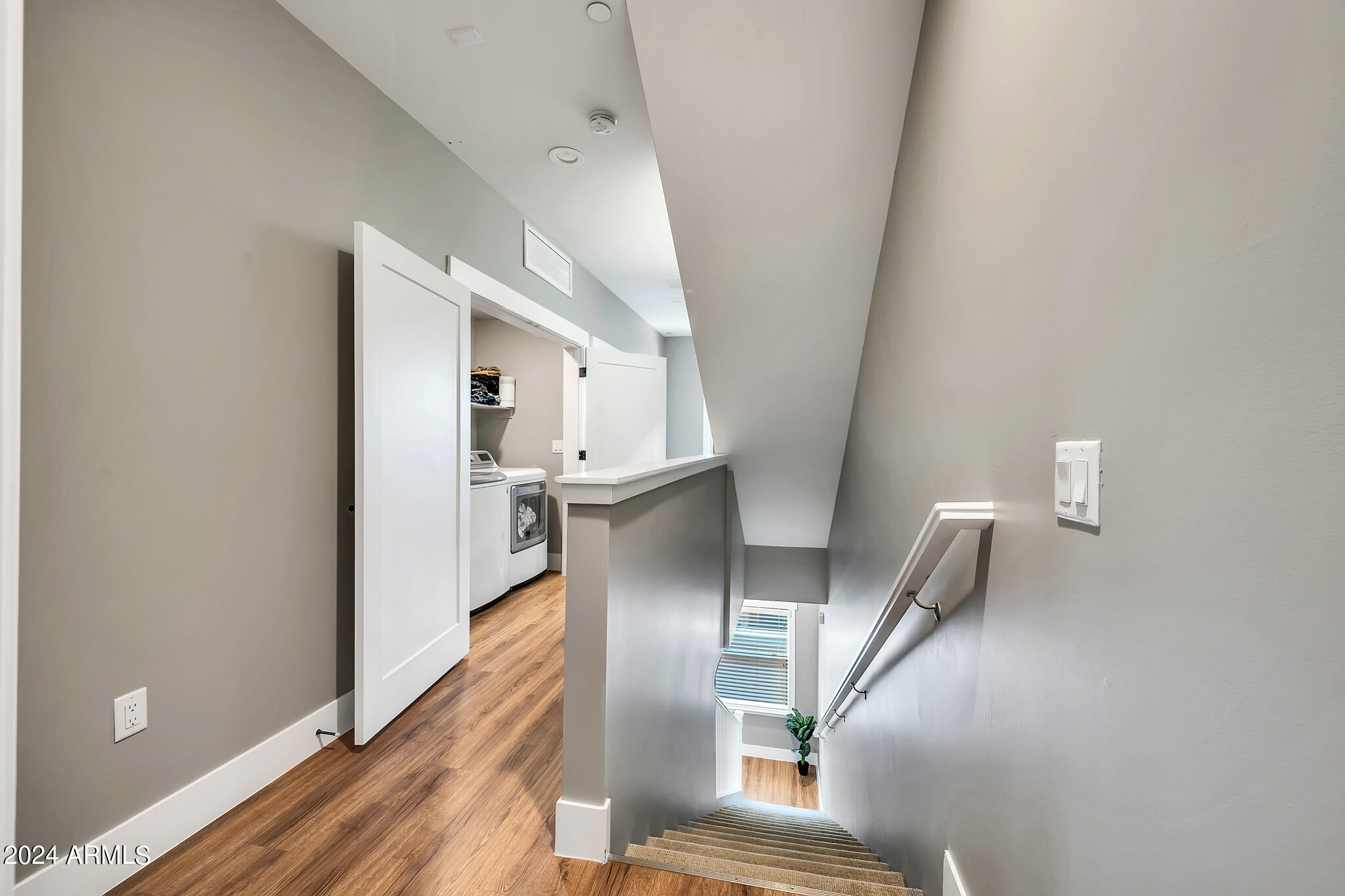 1400 E Bethany Home Road # 19