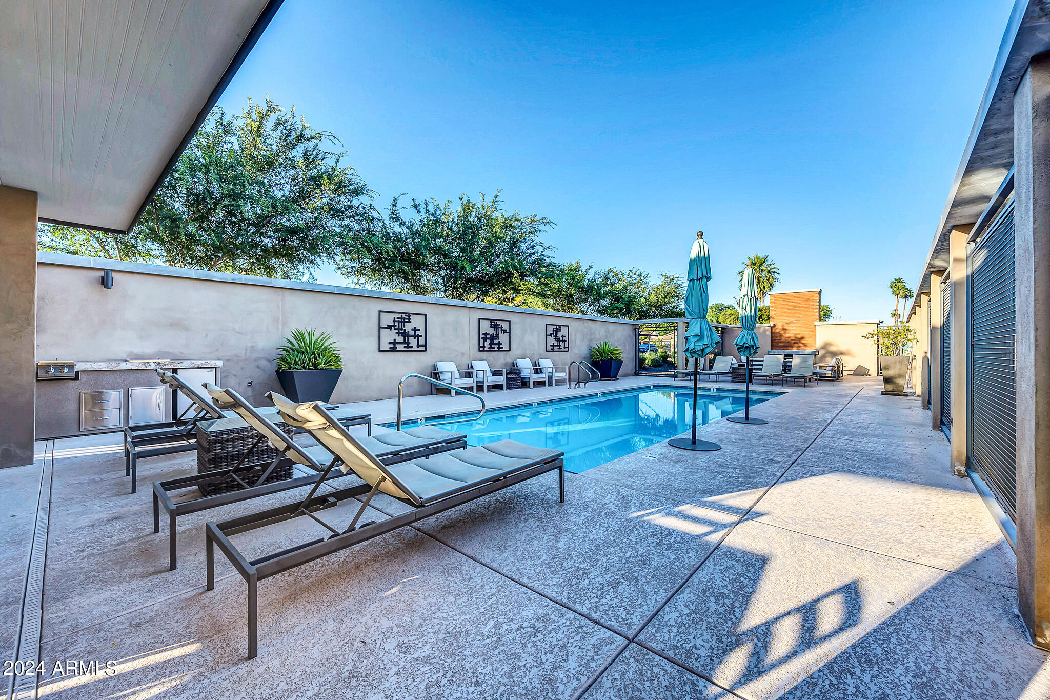 1400 E Bethany Home Road # 19