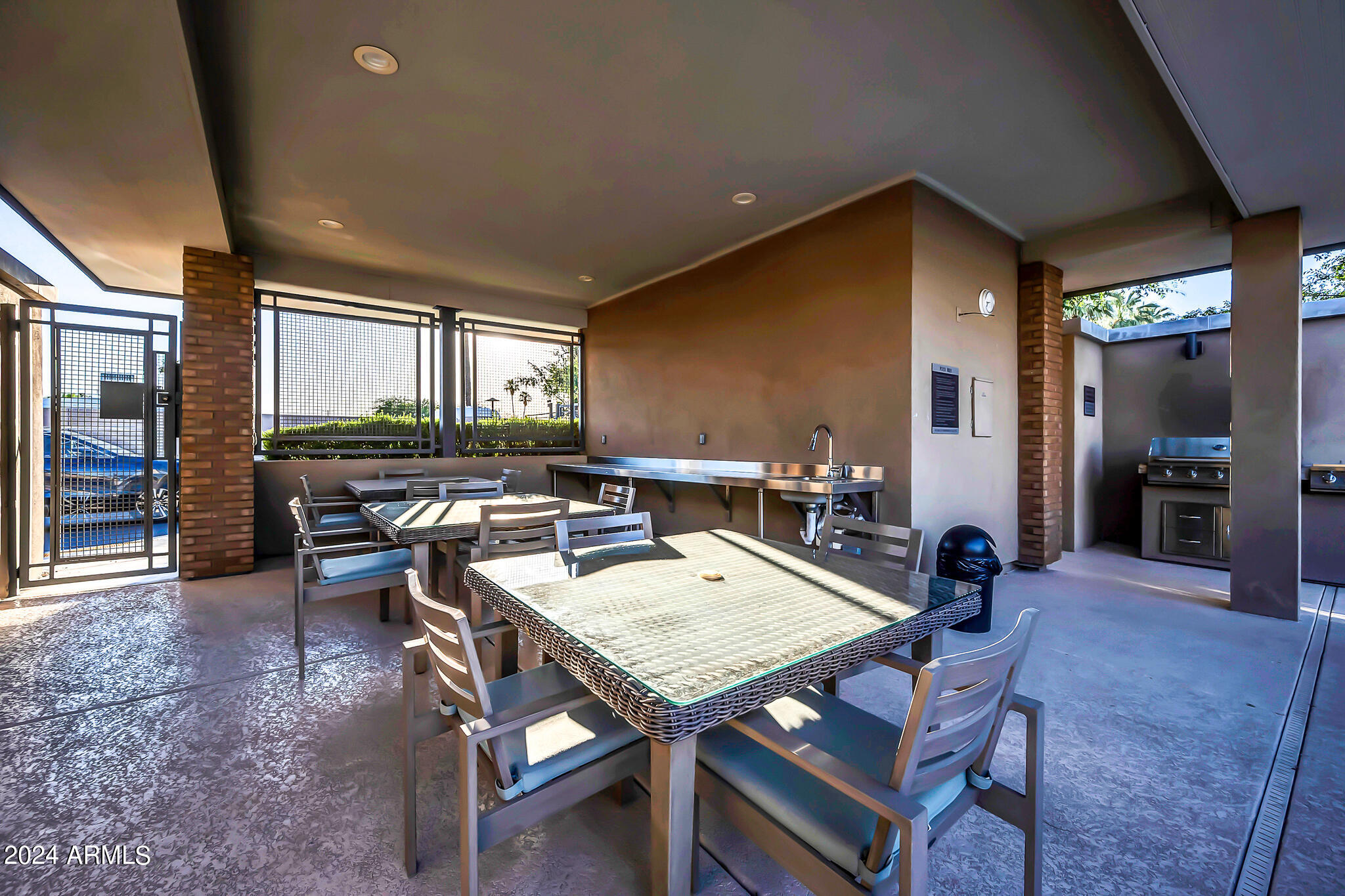 1400 E Bethany Home Road # 19