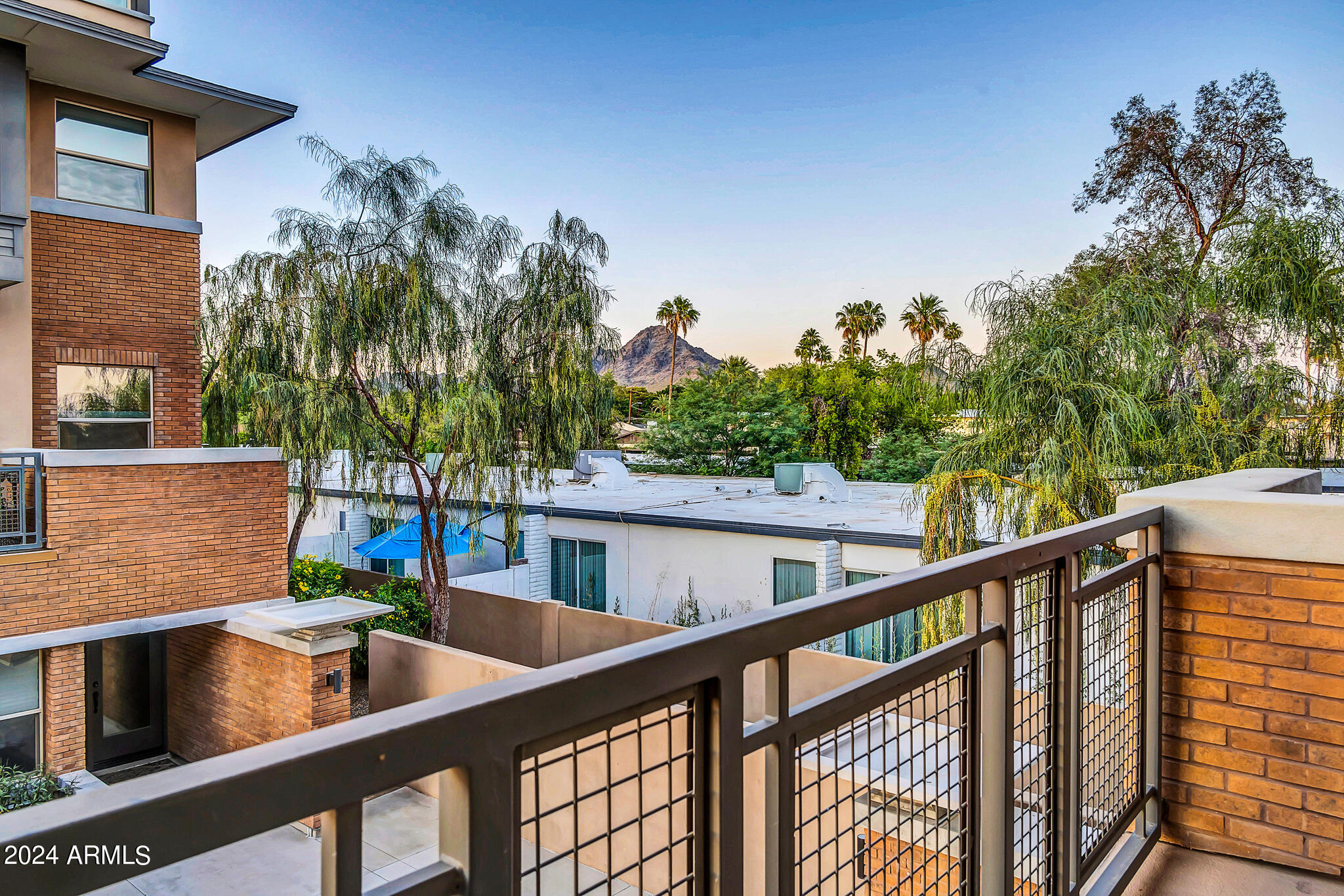 1400 E Bethany Home Road # 19