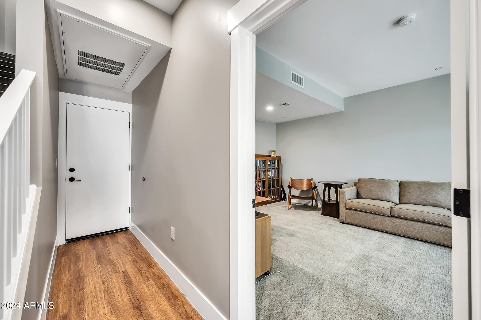 1400 E Bethany Home Road # 19