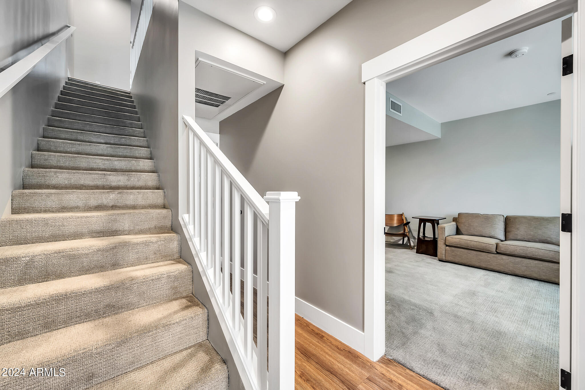 1400 E Bethany Home Road # 19