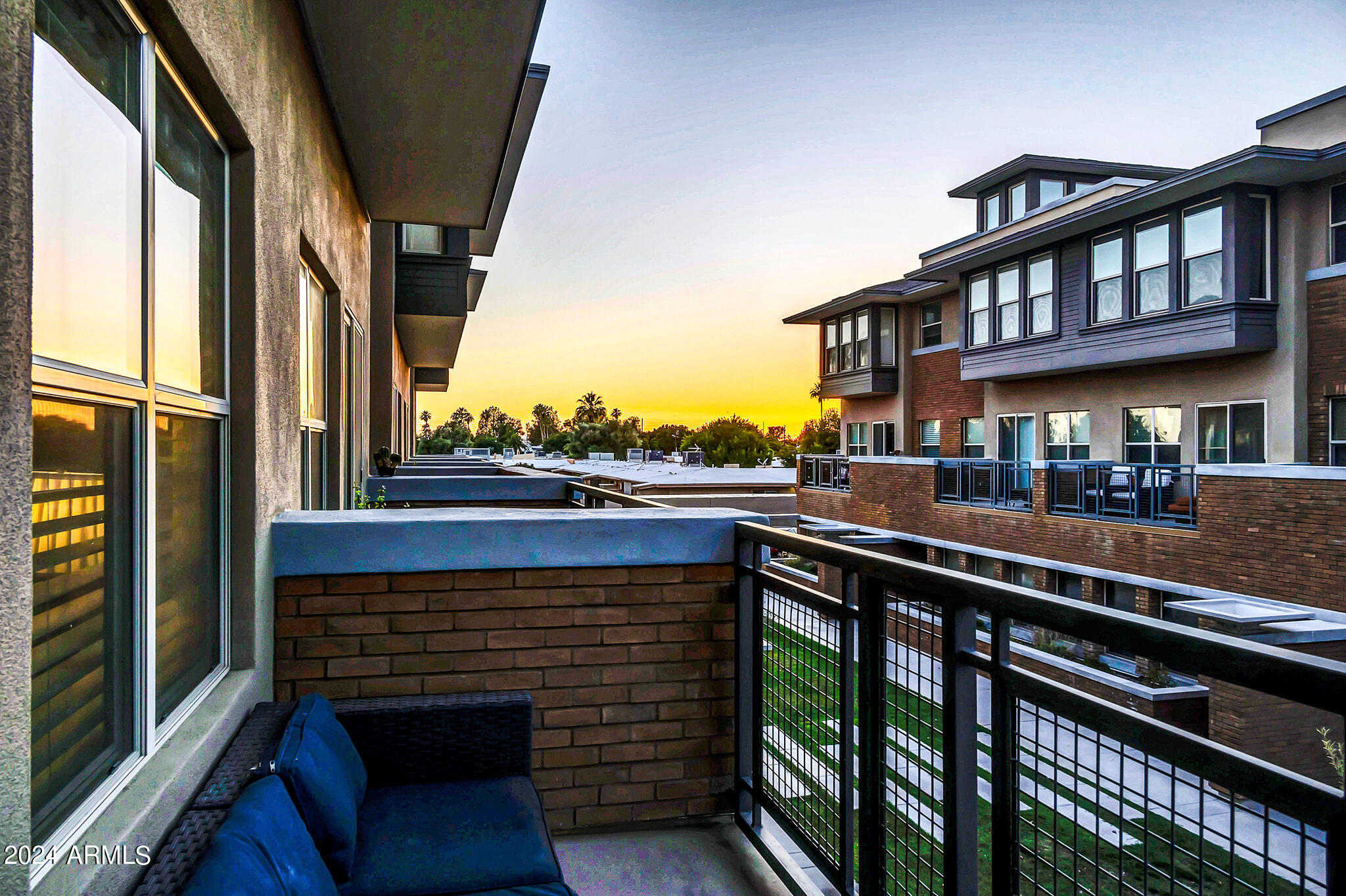 1400 E Bethany Home Road # 19