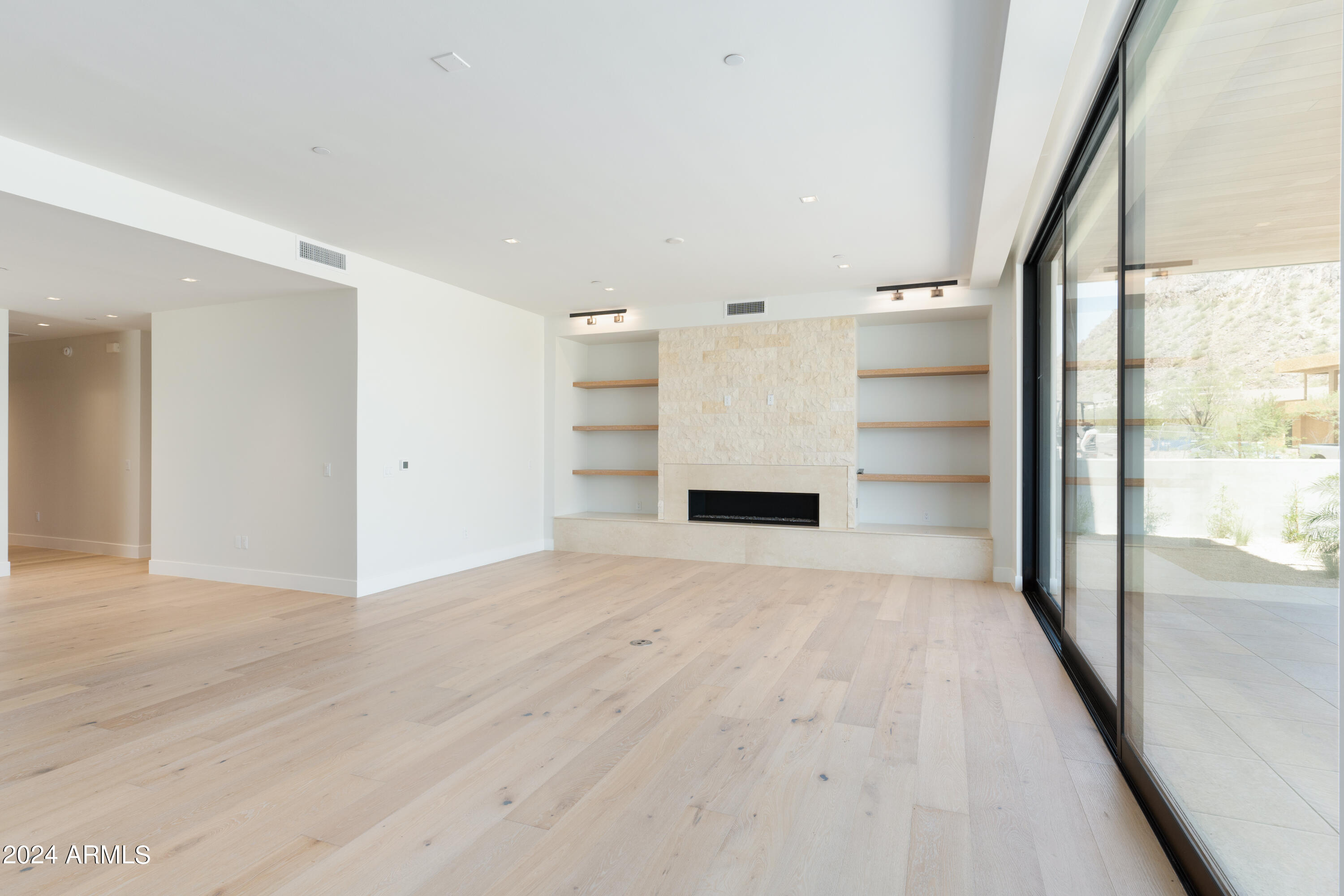 6321 E Phoenician Boulevard # 11