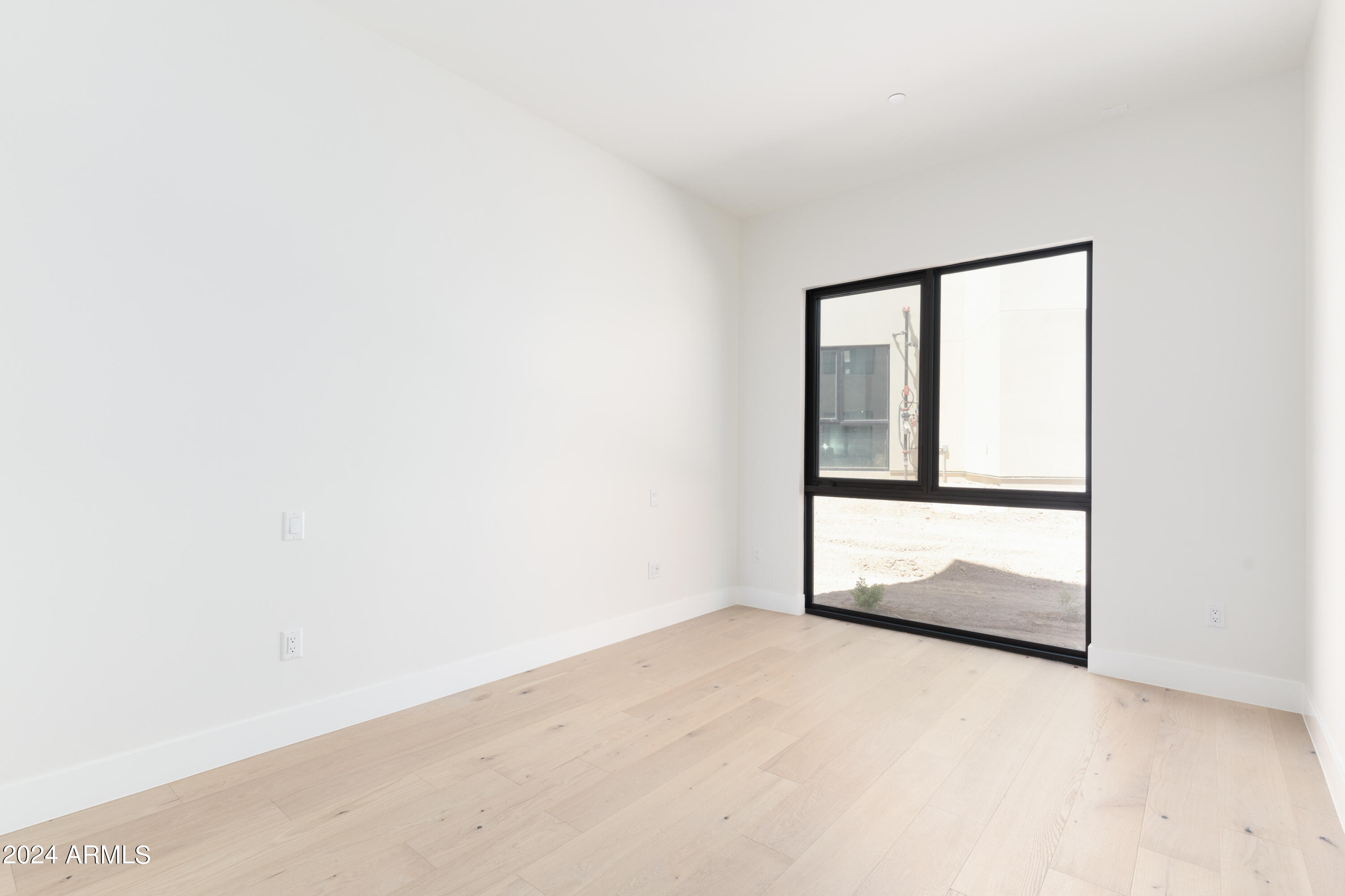 6321 E Phoenician Boulevard # 11