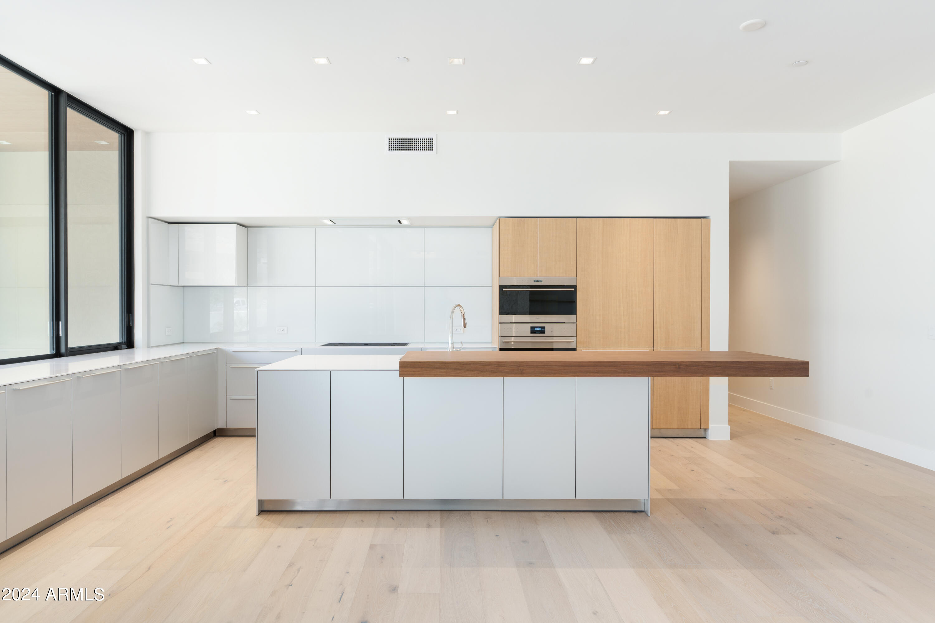 6321 E Phoenician Boulevard # 11
