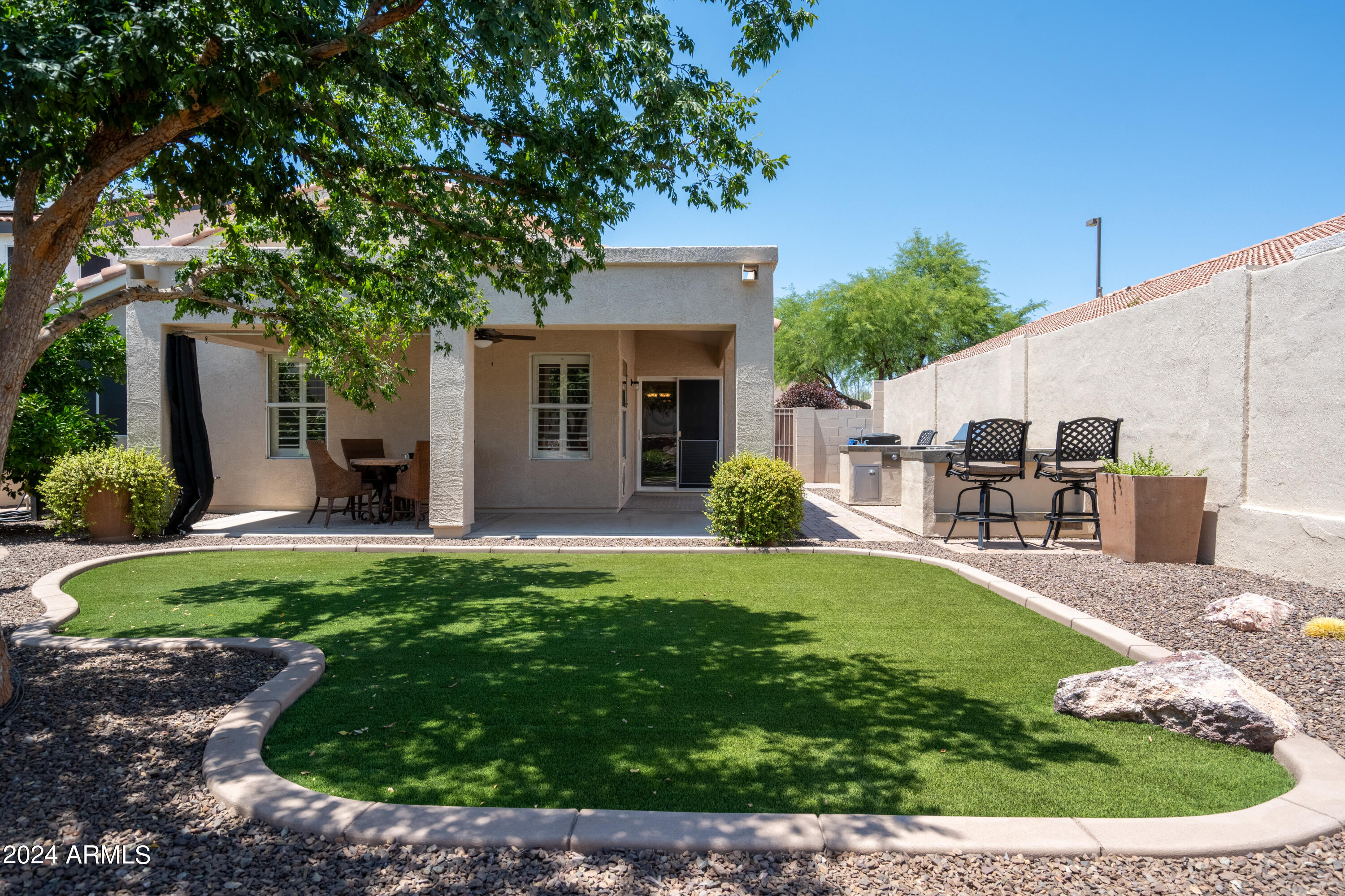 3815 N LOMOND Circle