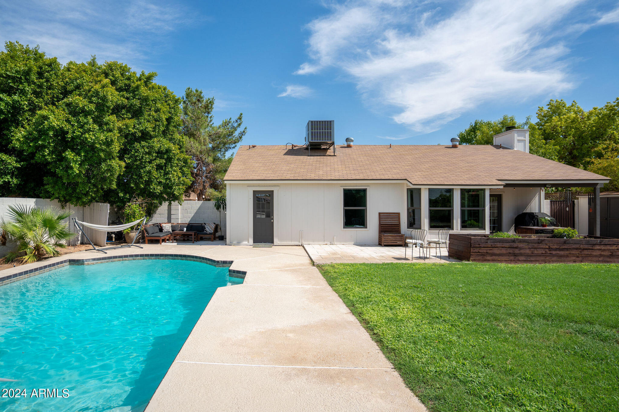 3612 W SARAGOSA Street