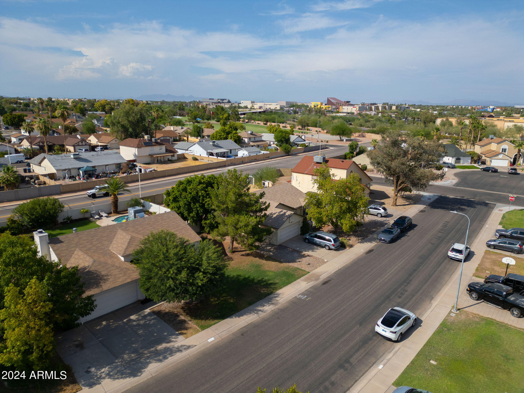 3612 W SARAGOSA Street