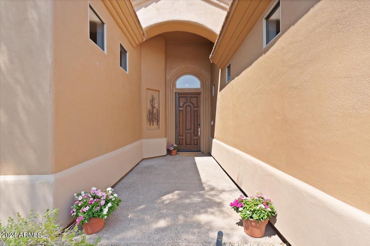 9314 E PRAIRIE Circle