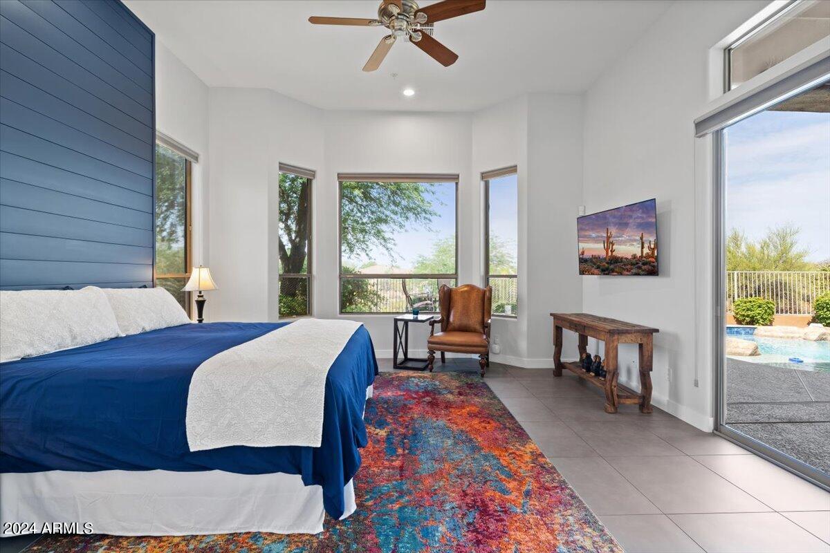 9314 E PRAIRIE Circle