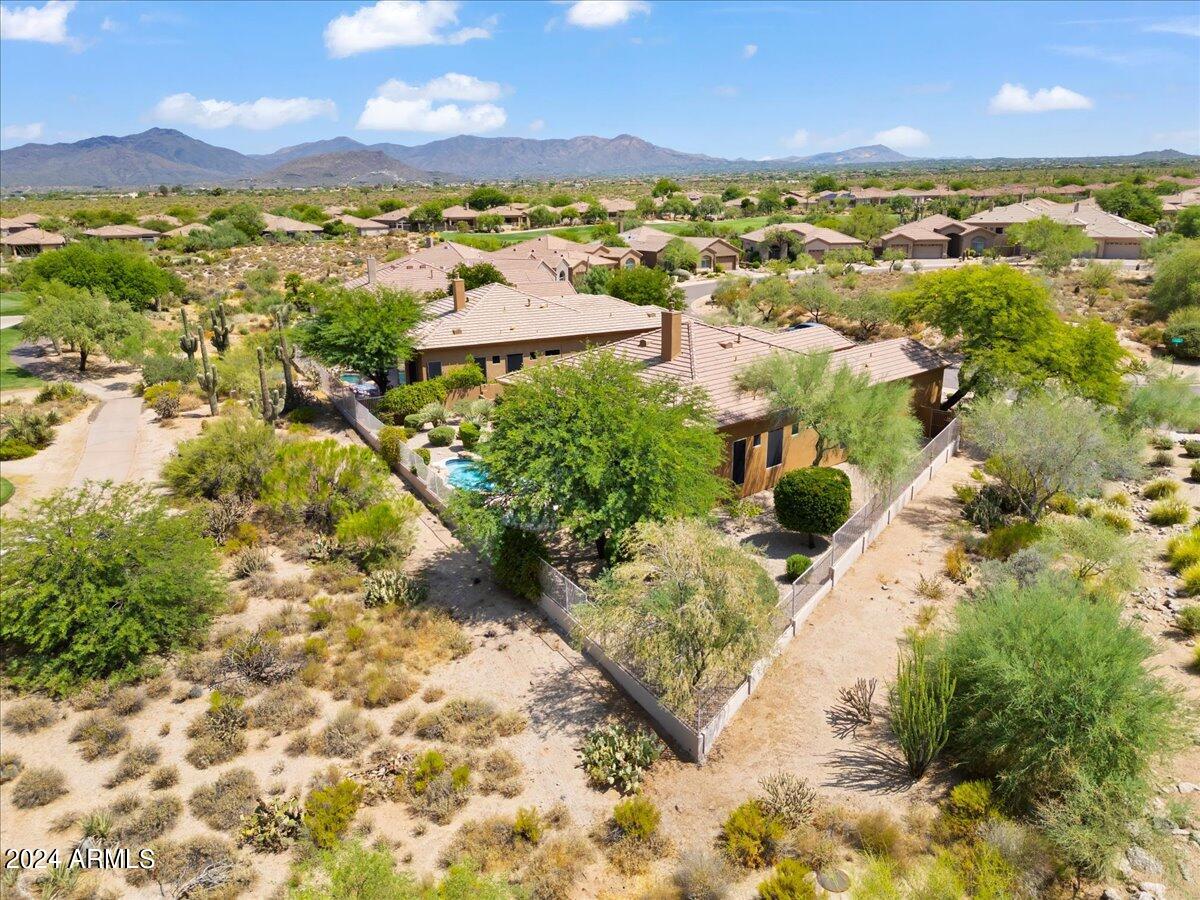 9314 E PRAIRIE Circle