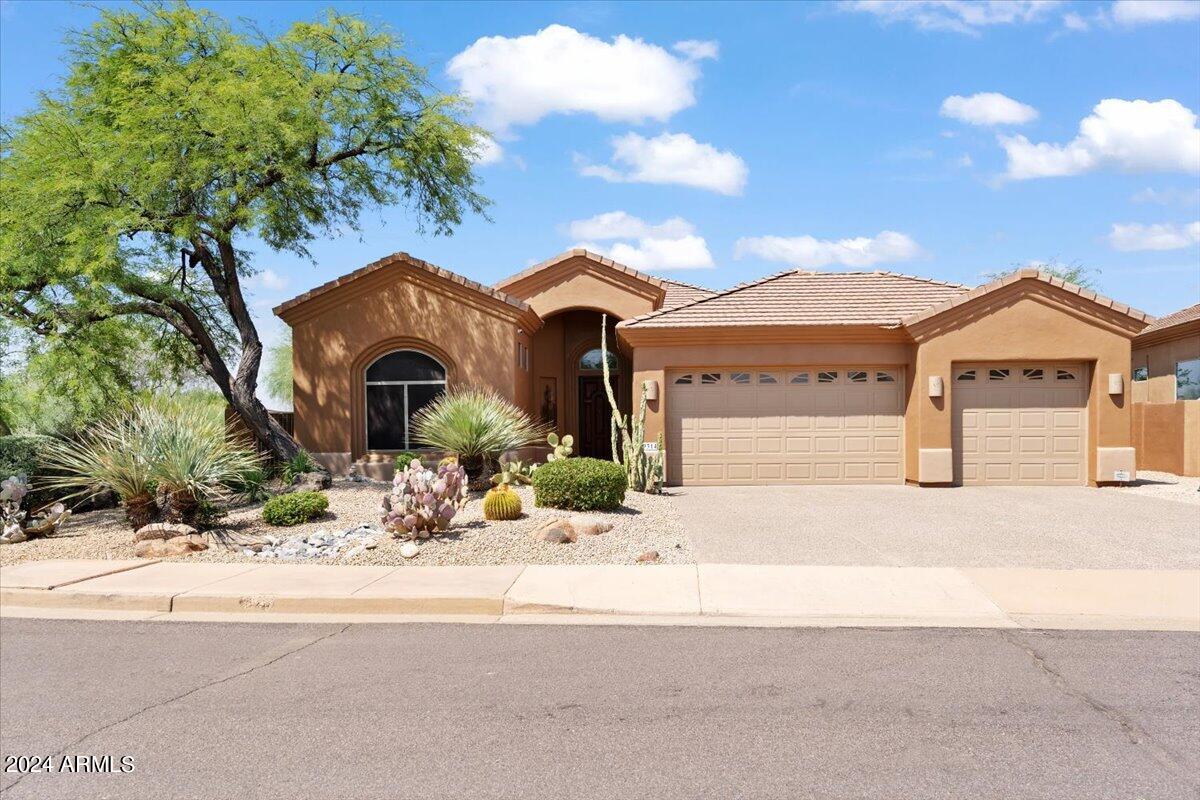 9314 E PRAIRIE Circle