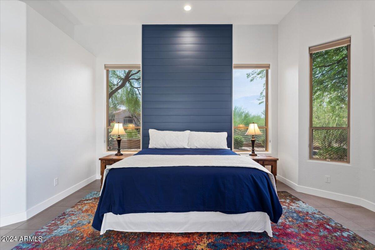 9314 E PRAIRIE Circle